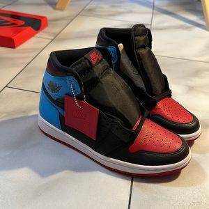 Jordan 1 Retro High “NC to Chi” (women’s)